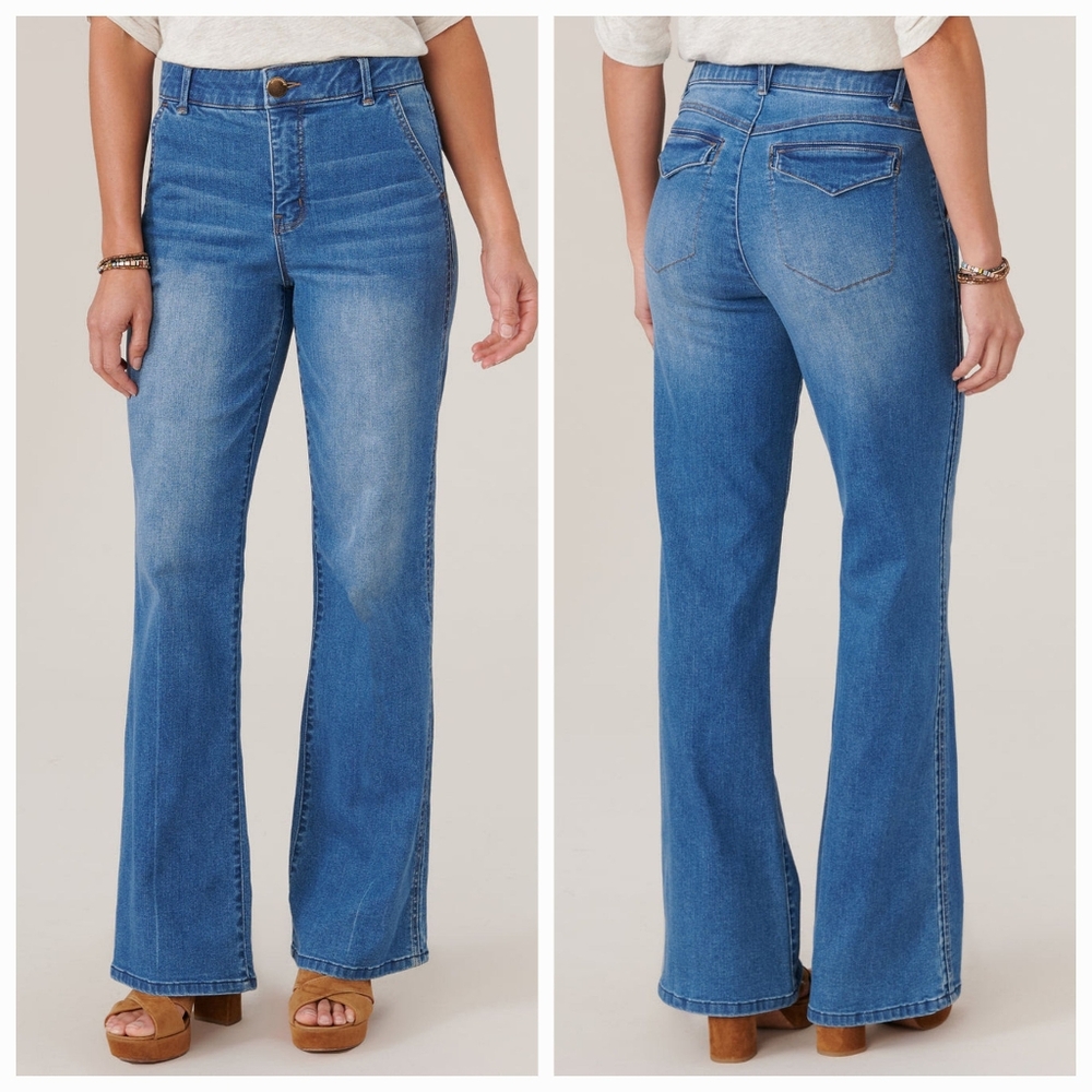 Classic High-Rise Flare Jeans - Blue